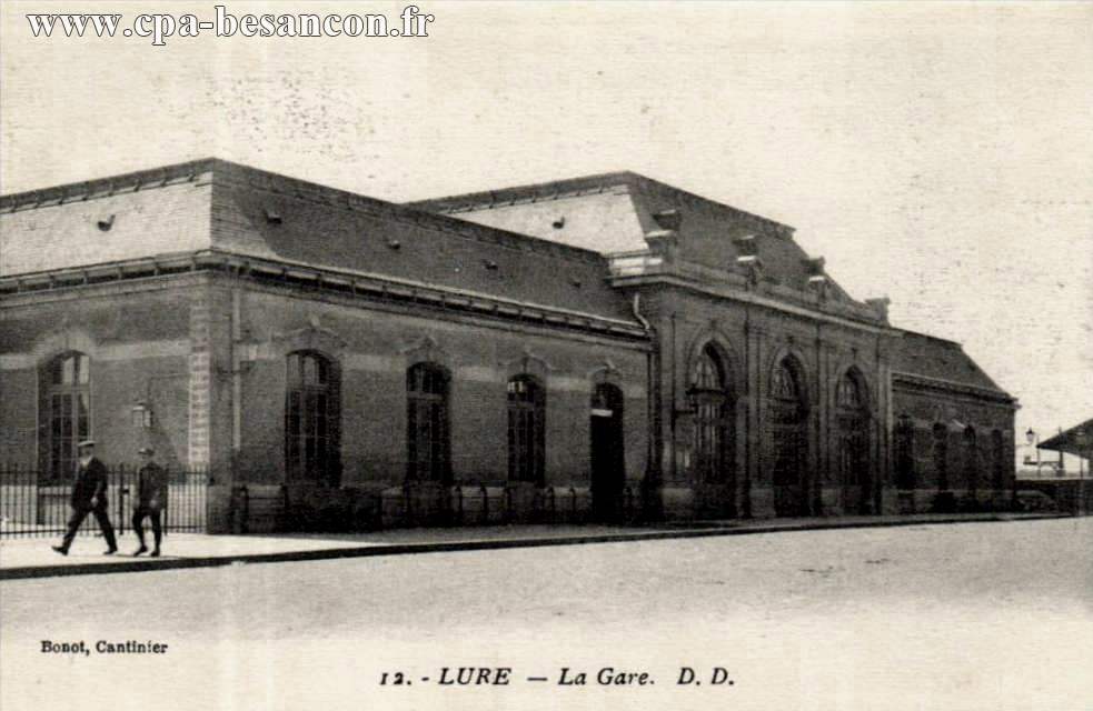 12. - LURE - La Gare.